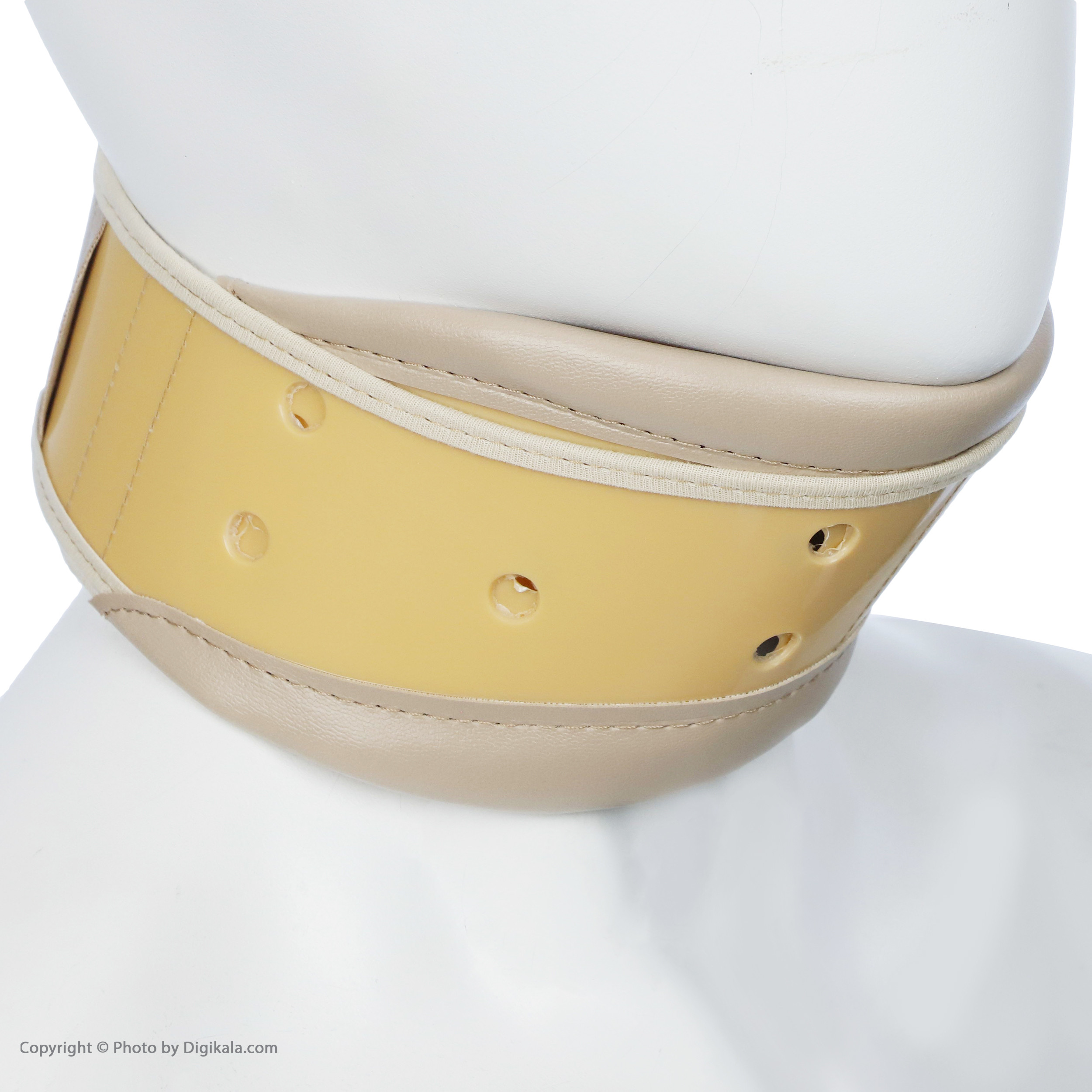 گردن بند طبی توکا مدل AT006