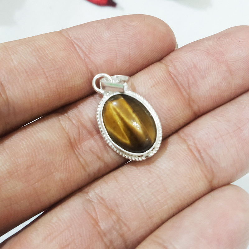 آویز گردنبند نقره زنانه سلین کالا مدل چشم ببر ce-As168 آویز گردنبند نقره زنانه سلین کالا مدل چشم ببر ce-As168