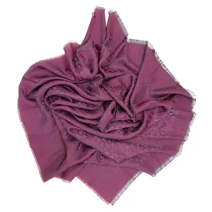 روسری زنانه کوچ مدل مجلسی ژاکارد لمه دار