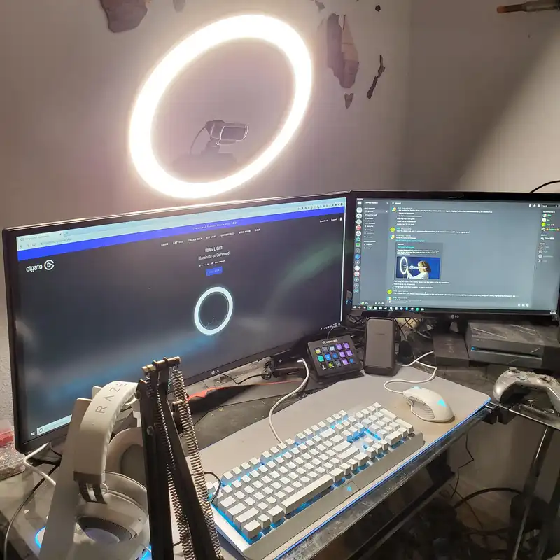 رینگ لایت مدل LJJ-26 RGB-26cm