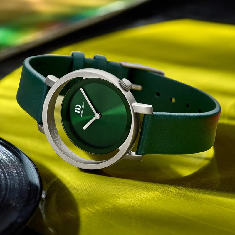 ساعت مچی عقربه‌ای زنانه دنیش دیزاین مدل IV33Q1271