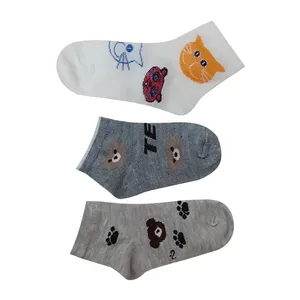 جوراب پسرانه کد 031 مجموعه 3 عددی 