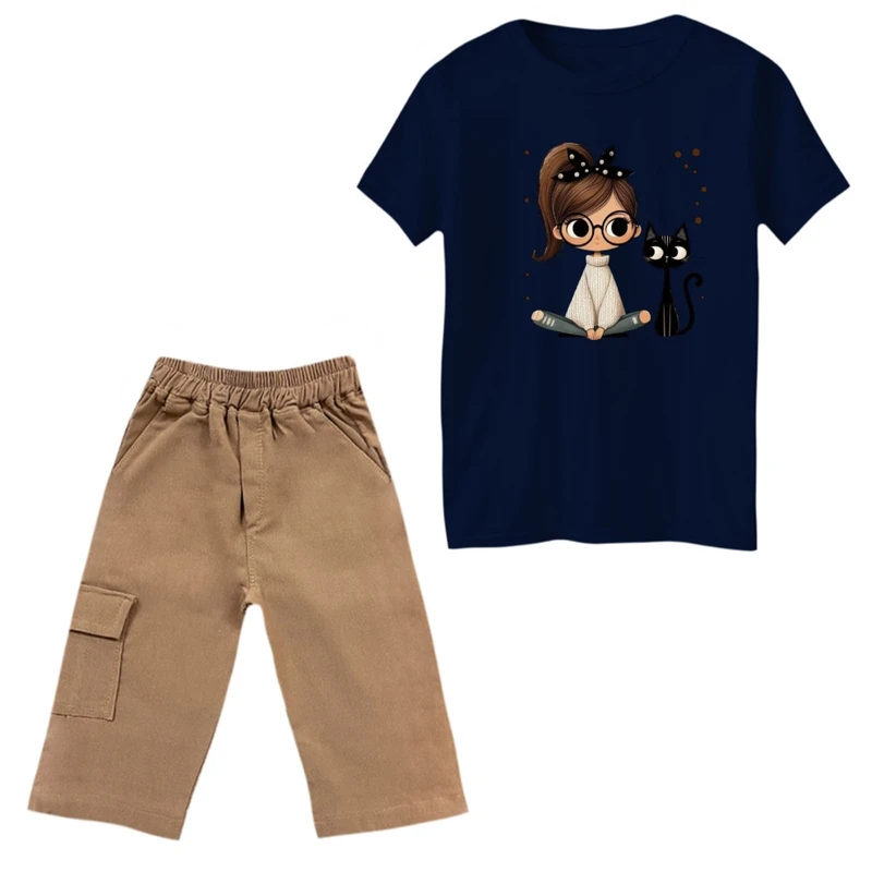 ست تی‌شرت و شلوارک دخترانه مدل دخترک و گربه