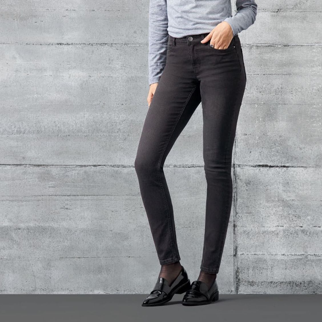 شلوار جین زنانه اسمارا مدل اسکینی فیت کد 13806786 -  - 2