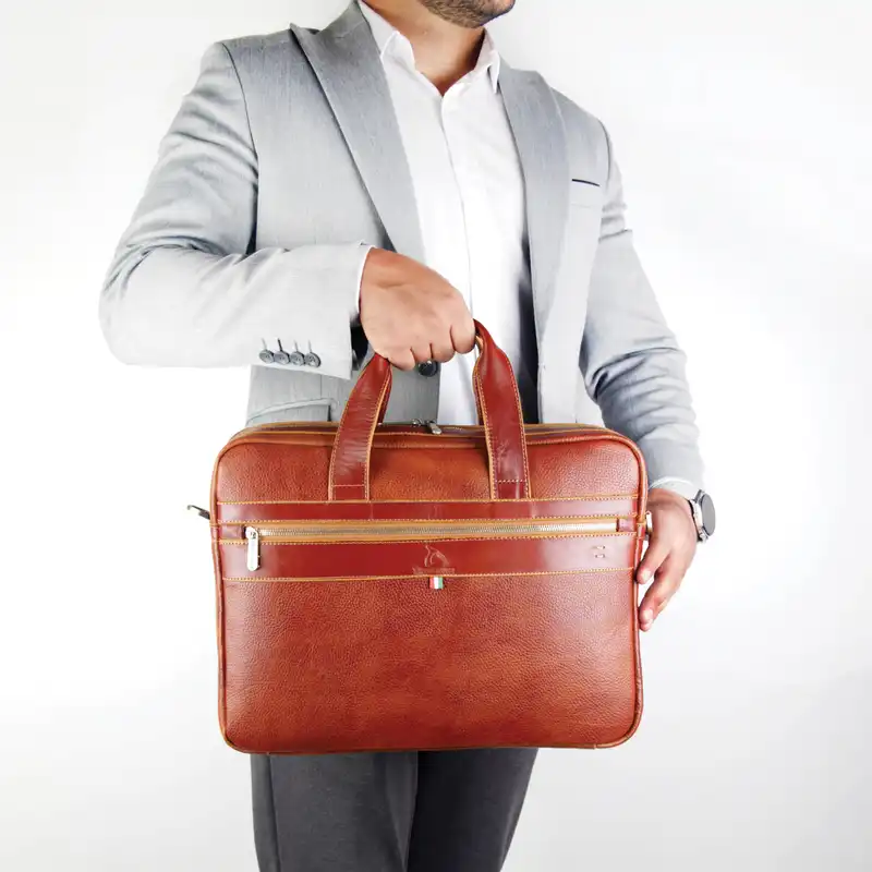 کیف اداری چرم بارز مدل DL74.1