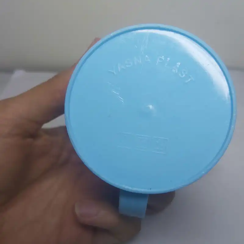 لیوان کودک یسناپلاست طرح بچه رئیس