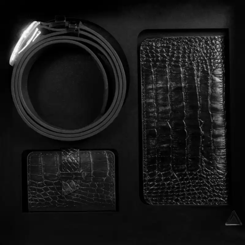 ست هدیه چرم آراهمراه مدل ARASET38