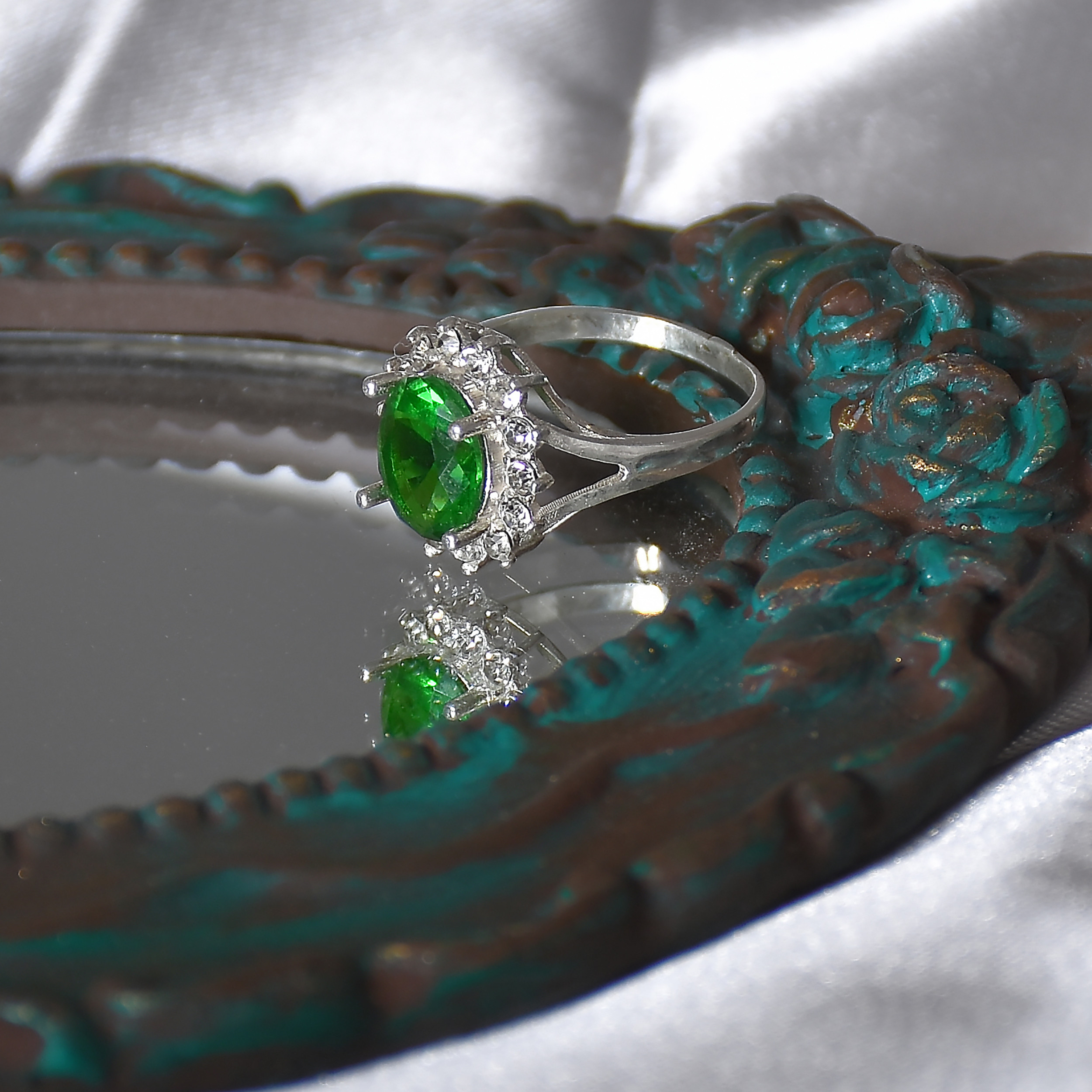 انگشتر نقره زنانه نقره جات لطفی مدل زبرجد کد ANSH02