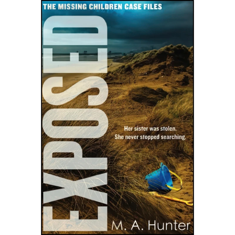 کتاب EXPOSED اثر M. A. Hunter انتشارات One More Chapter
