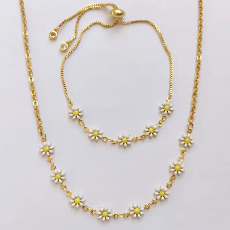 نیم ست زنانه مدل بابونه استیل کد 100