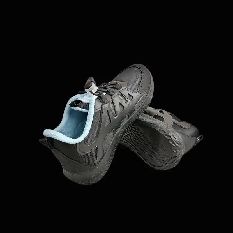 کفش مخصوص پیاده روی مدل ۲۰