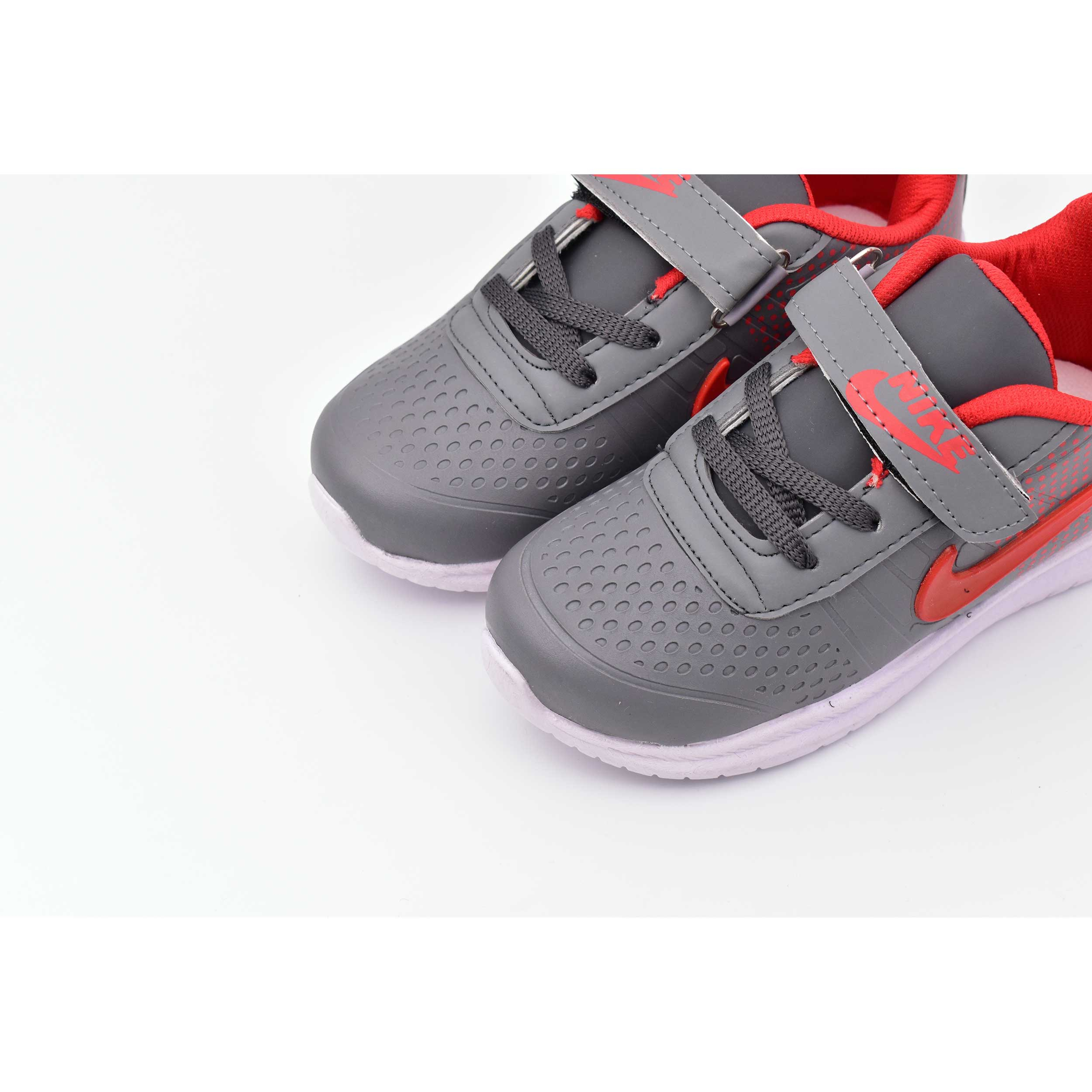 کفش مخصوص پیاده روی پسرانه مدل NOEI کد 7561