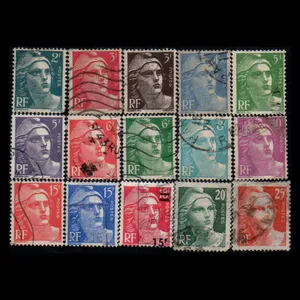 تمبر یادگاری مدل کشور فرانسه مجموعه 15 عددی 