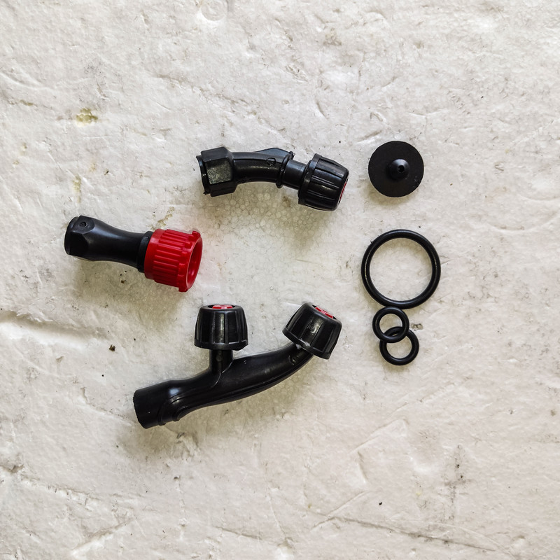 سمپاش کینگ مدل PRESSURY SPRAYER -8 گنجایش 8 لیتر