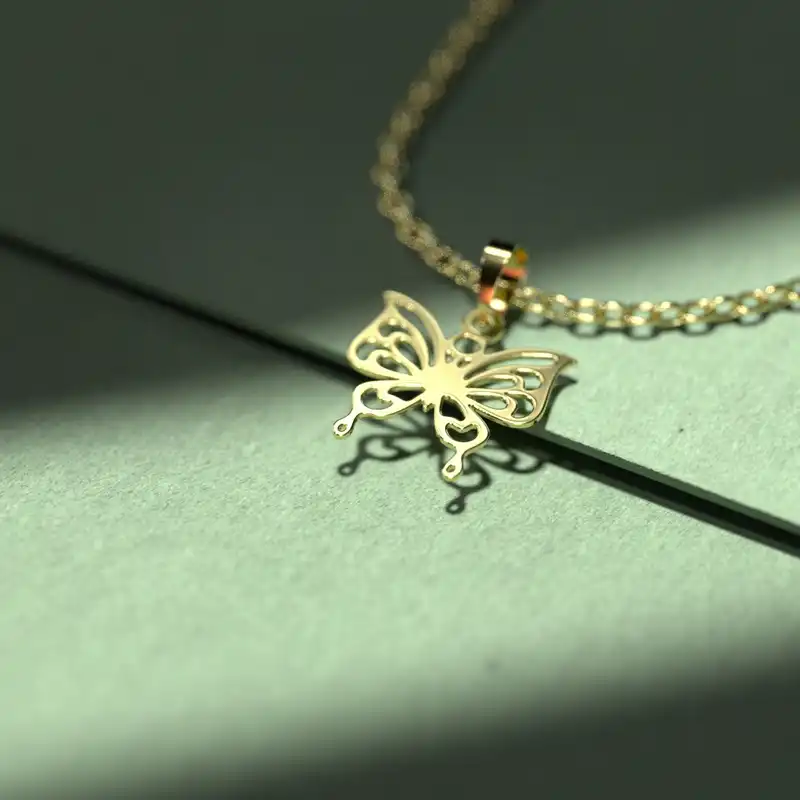 گردنبند طلا 18 عیار زنانه مدوپد مدل پروانه کد NN2-1-1059