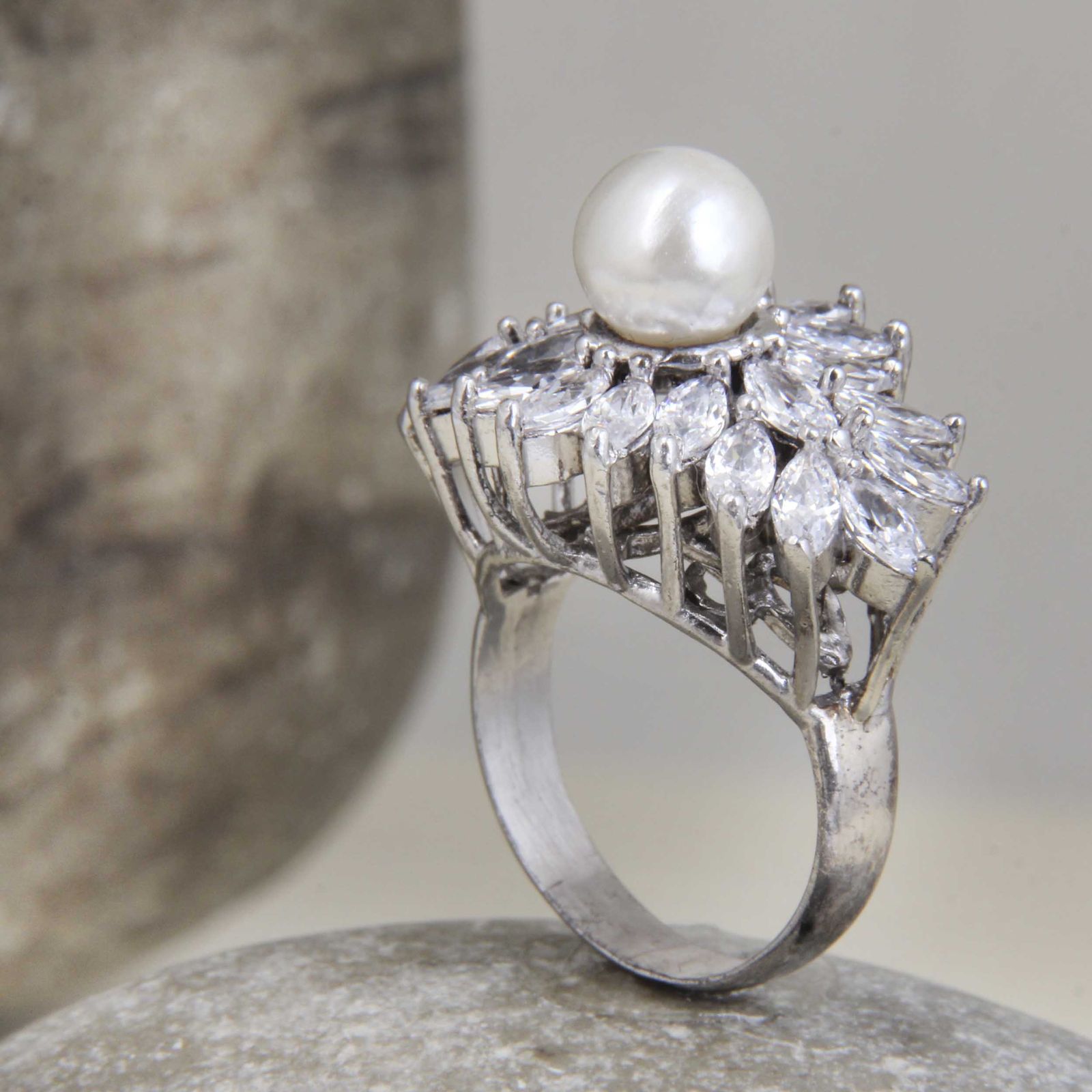 انگشتر نقره زنانه مدل سنگ مروارید مصنوعی مخراج نگین مارکیز ابکاری رادیوم کد AWR_2103 - - 5