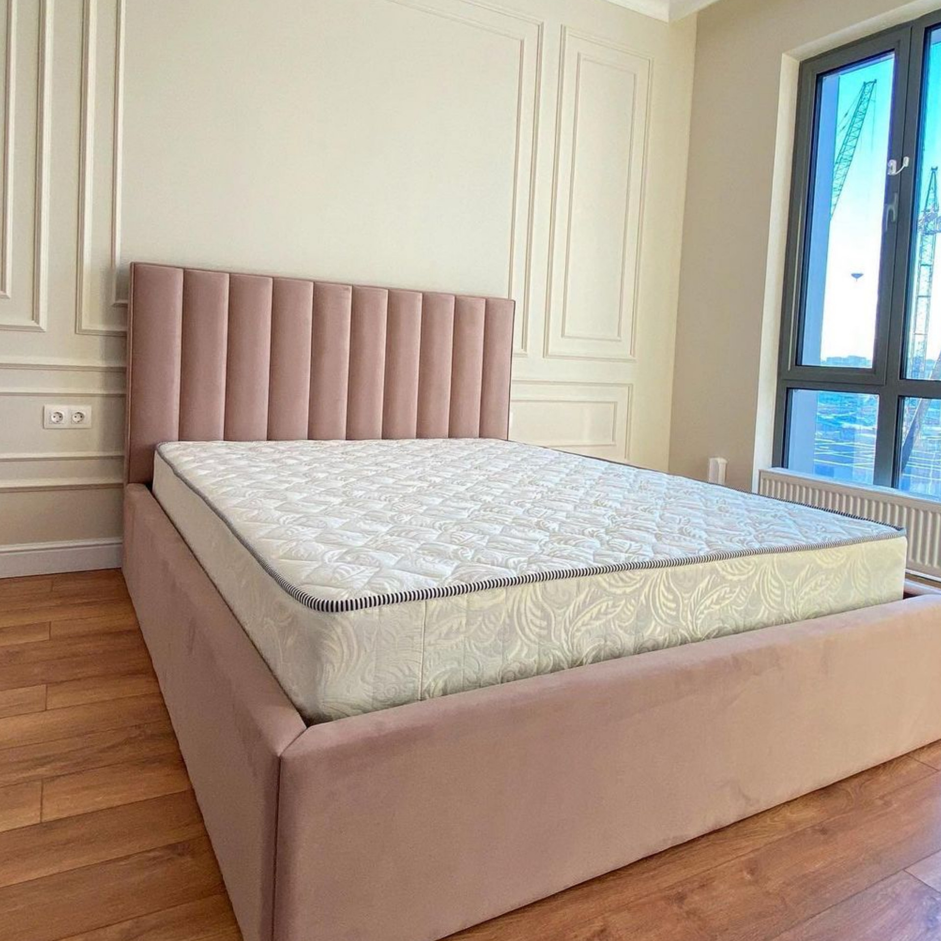 تخت خواب دو نفره مدل توسکا سایز 180x200 سانتی متر