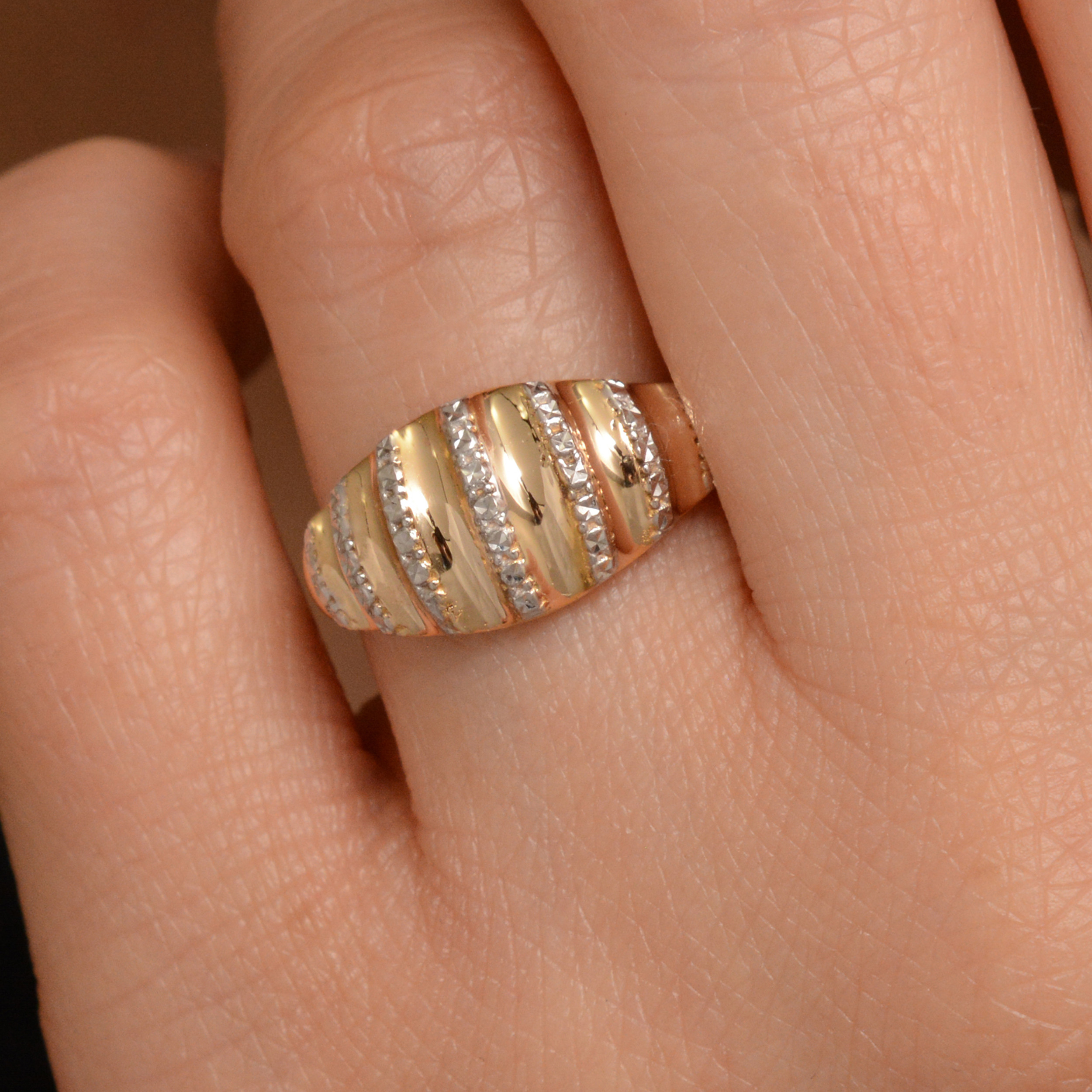 انگشتر طلا 18 عیار زنانه طلای مستجابی مدل تراش کد 67025 انگشتر طلا 18 عیار زنانه طلای مستجابی مدل تراش کد 67025