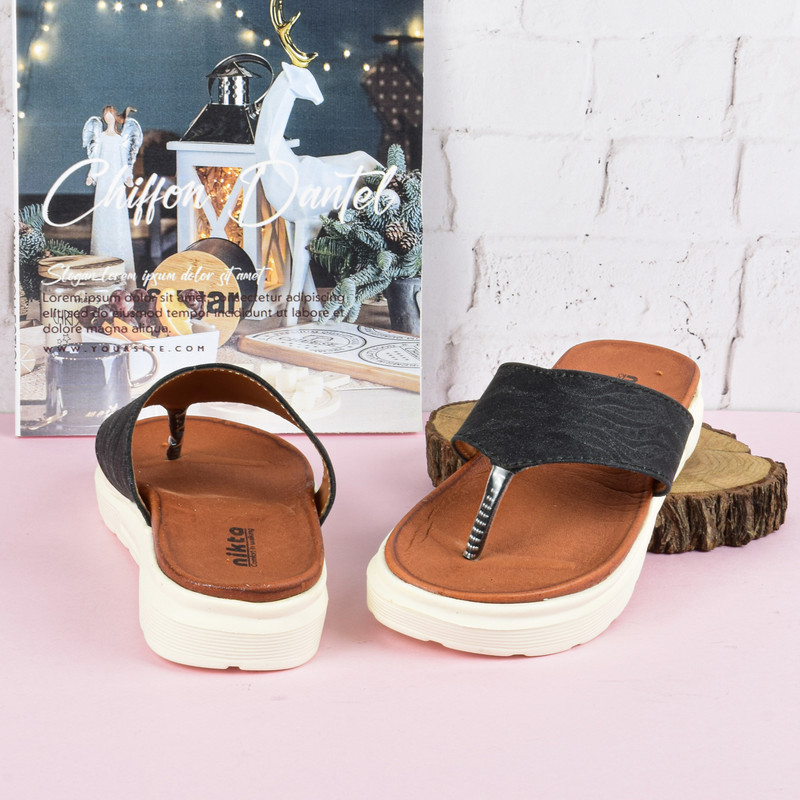 دمپایی لاانگشتی زنانه نیکتا مدل لیون کد BK.2957