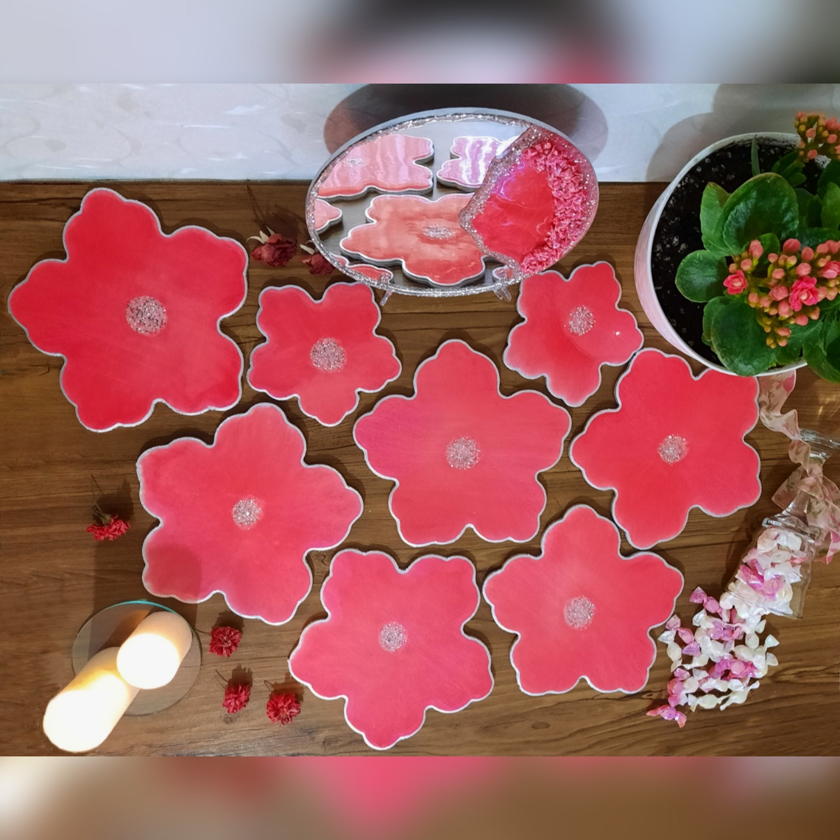 مجموعه ظروف هفت سین 9 پارچه مدل رزینی طرح شکوفه گیلاس مجموعه ظروف هفت سین 9 پارچه مدل رزینی طرح شکوفه گیلاس
