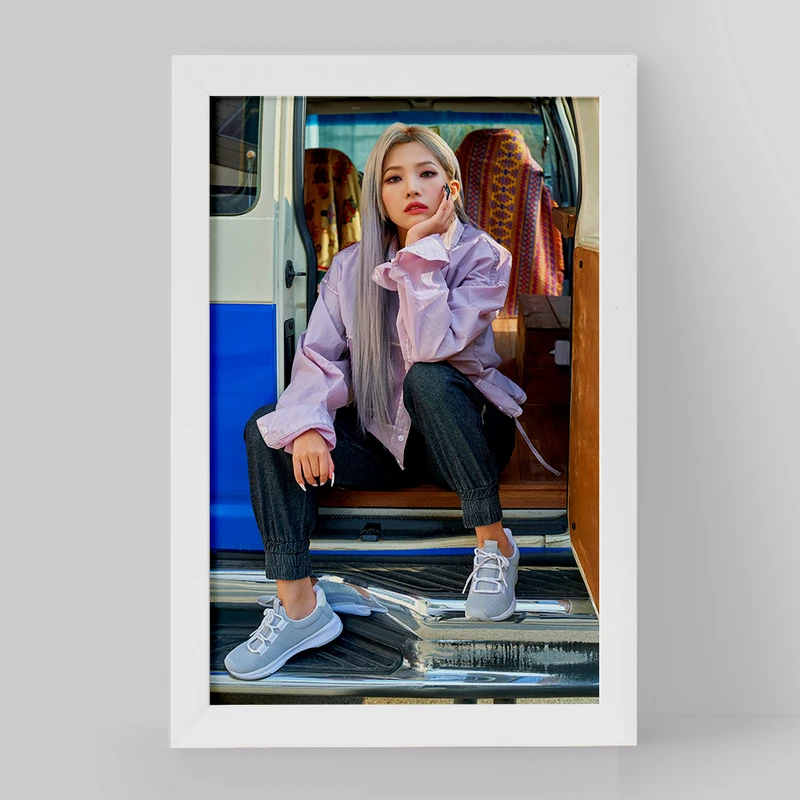 تابلو خندالو مدل سویون گروه جی آیدل GIdle کد 19571