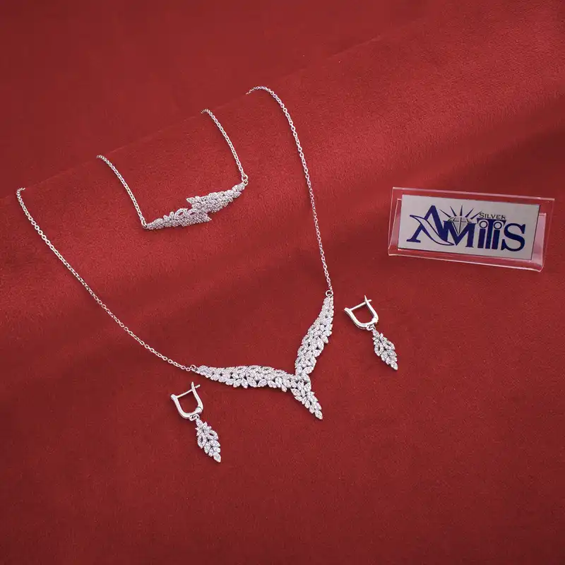 نیم ست نقره زنانه مدل آمیتیس AMT-N209