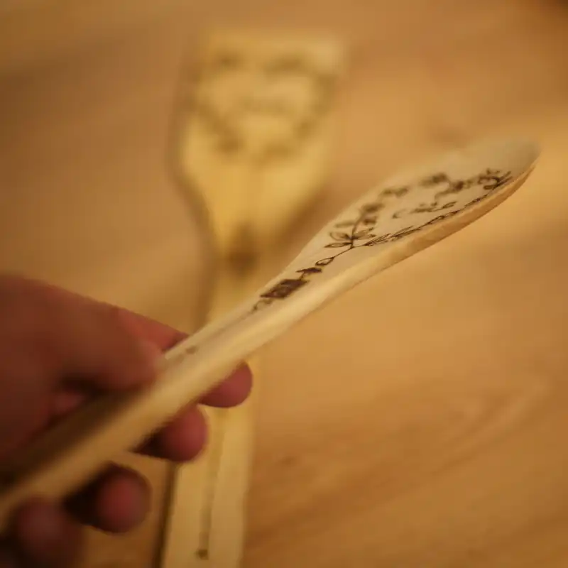 ست قاشق و کفگیر چوبی وودلندزون مدل love