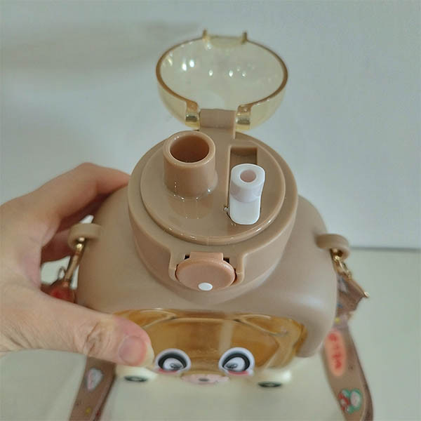 قمقمه کودک مدل خرسی طرح ماشین گنجایش 1 میلی لیتر