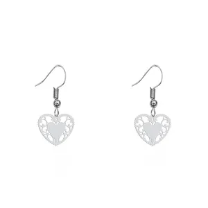 گوشواره زنانه هایکا طرح قلب مدل ha-374