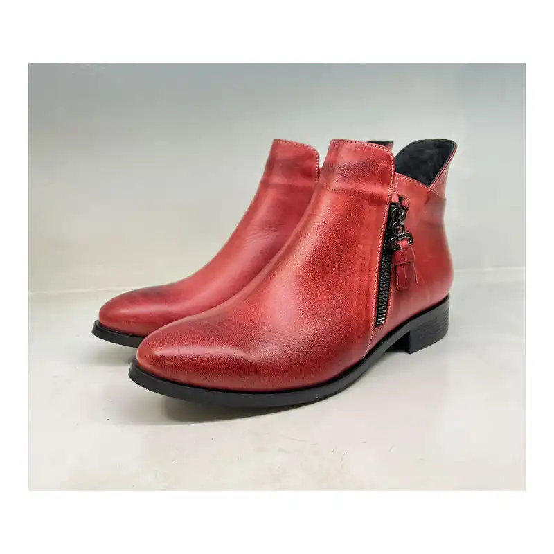 نیم بوت زنانه سرزمین چرم مدل 145307 رنگ قرمز