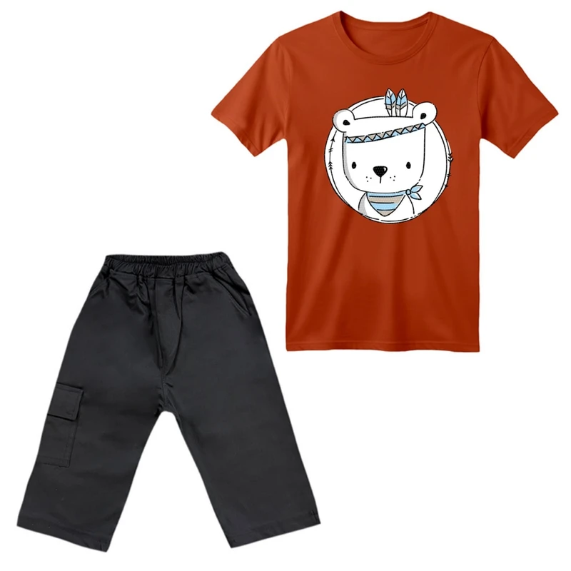 ست تی‌شرت آستین کوتاه و شلوارک پسرانه مدل خرس سرخپوست