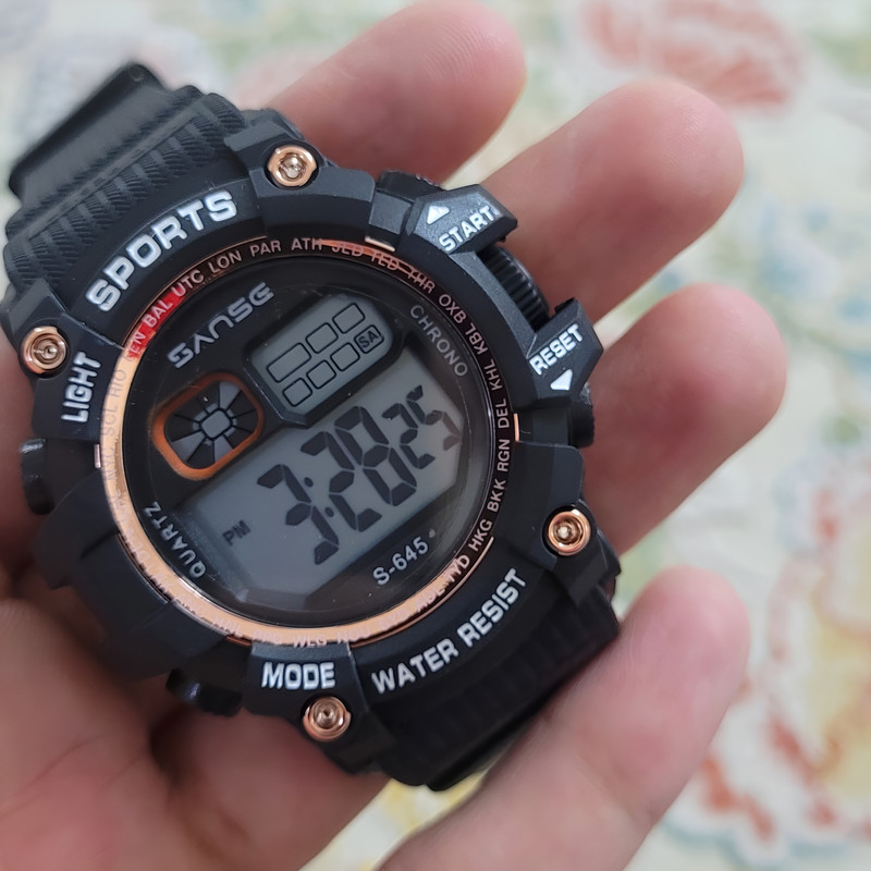 ساعت مچی دیجیتال پسرانه مدل پیو کرنومتردار کد 5 ساعت مچی دیجیتال پسرانه مدل پیو کرنومتردار کد 5