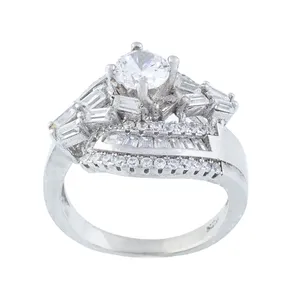 انگشتر نقره زنانه مدل سولیتر کد AMT-R140