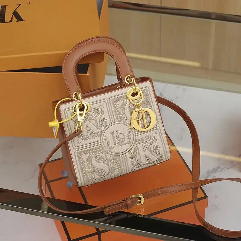 کیف دوشی زنانه مدل fd-48 طرح ریو