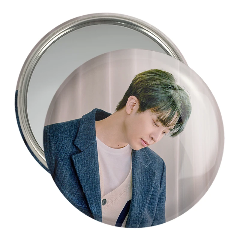 آینه جیبی خندالو مدل یونگجه گروه گات سون GOT7  کد 21002