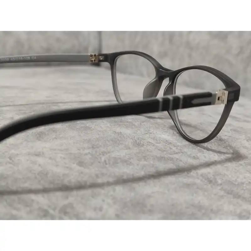 فریم عینک طبی بچگانه مدل ویفرر کائوچو تیار TR کد 0256