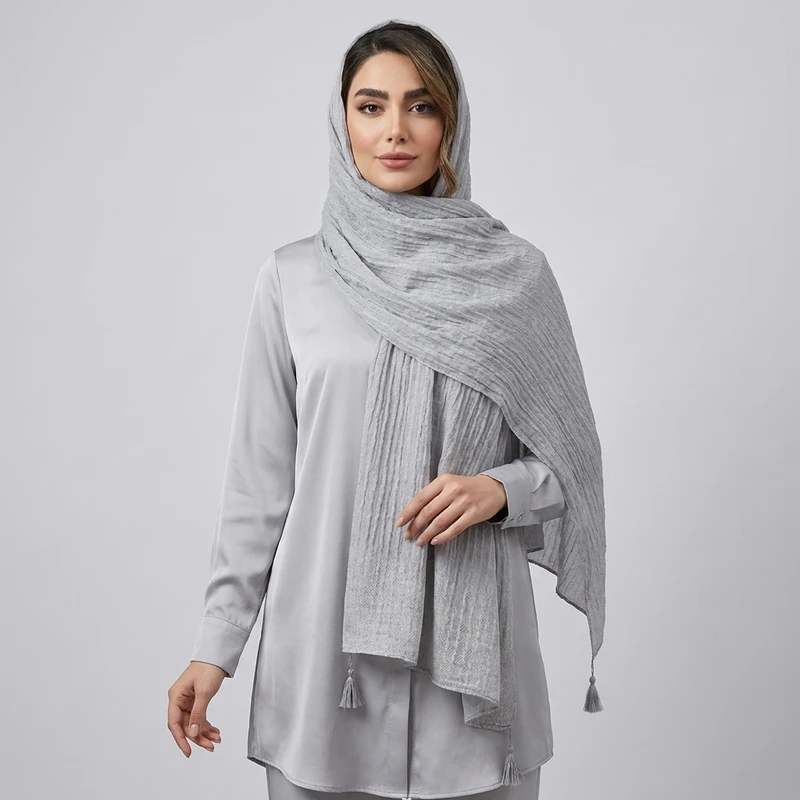 شال زنانه منگوله‌دار پلیسه مدل ابر بهار