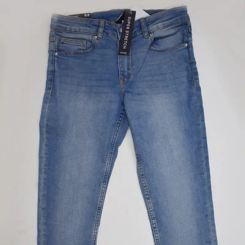 شلوار جین زنانه دیوایدد مدل 05544500