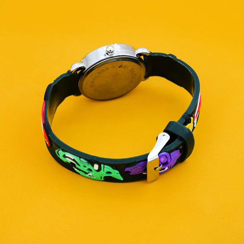 ساعت مچی عقربه ای طرح ماشین ساعت مچی عقربه ای طرح ماشین