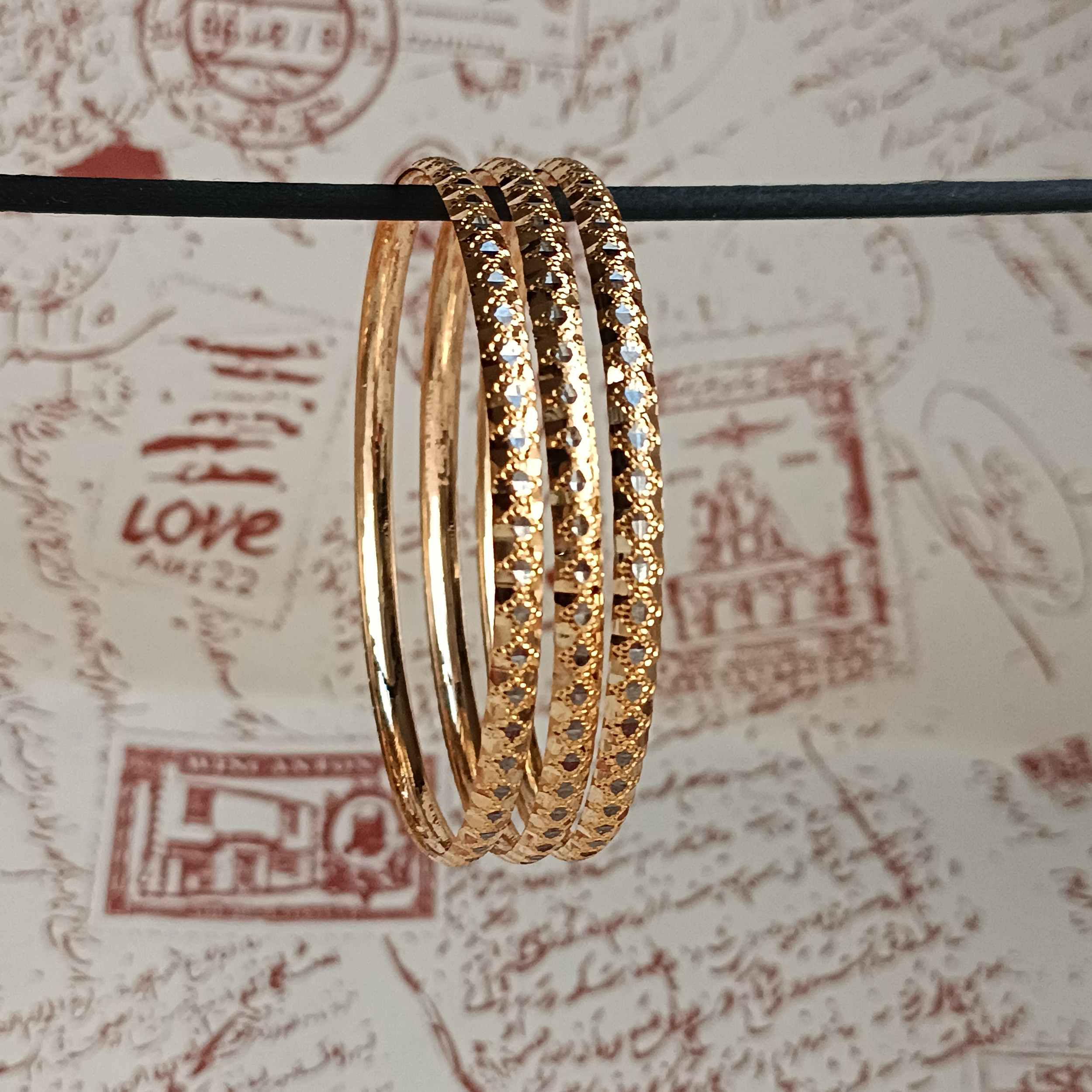 النگو طلا 18 عیار زنانه هلن کد 608s1 بسته سه عددی النگو طلا 18 عیار زنانه هلن کد 608s1 بسته سه عددی