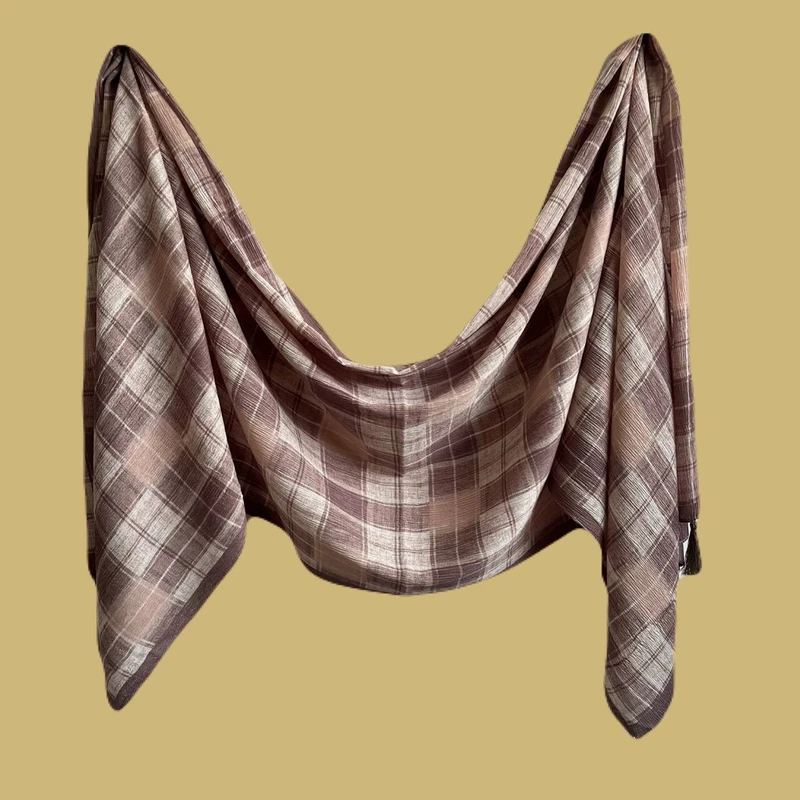 شال زنانه مدل پلیسه ریز چهارخانه کد 00108