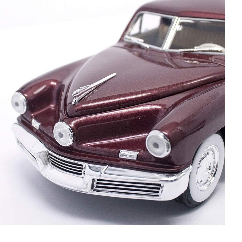 ماکت ماشین لوکی دایکست مدل Road Signature 1948 TUCKER TORPEDO