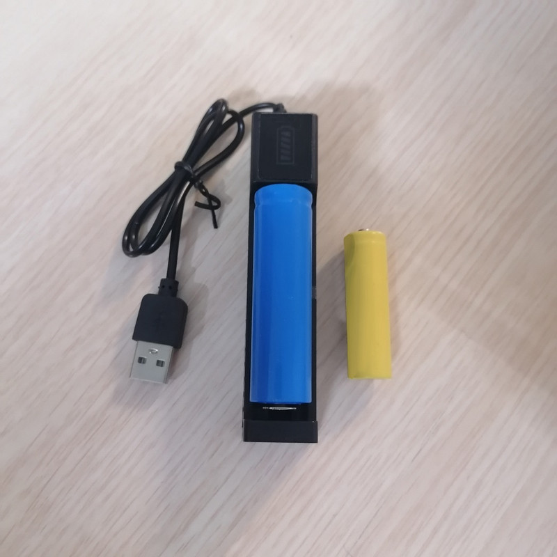 شارژر باتری مدل RCT-CHR-3.7v-magaz