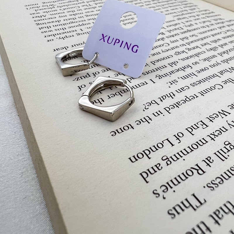 گوشواره زنانه ژوپینگ مدل E4775 گوشواره زنانه ژوپینگ مدل E4775