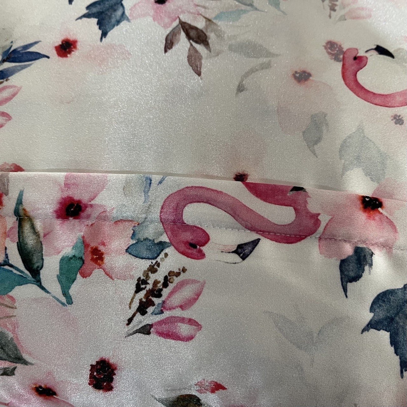 رو بالشی مدل ساتن ابریشم طرح فلامینگو