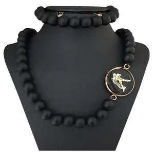  نیم ست زنانه طرح نماد ماه بهمن کد 81