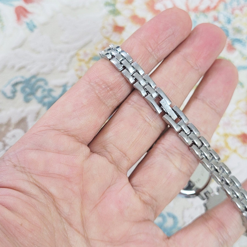 ساعت مچی عقربه ای دخترانه والار مدل عروسکی مرواریدی ساعت مچی عقربه ای دخترانه والار مدل عروسکی مرواریدی