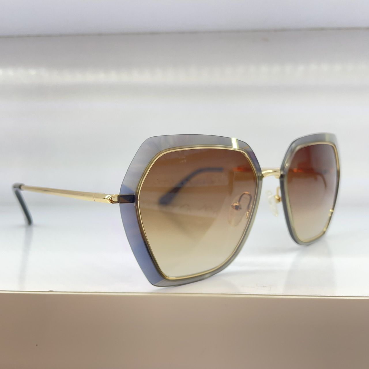 عینک آفتابی زنانه جورجیو ولنتی مدل GV-4844 -  - 3