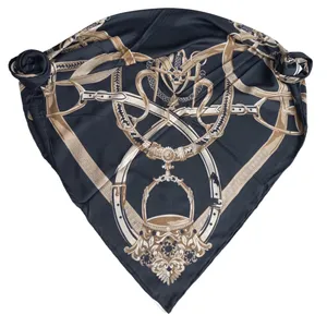 روسری زنانه مدل نخی کمربندی مجلسی دور دست دوز قواره بزرگ کد 71