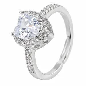 انگشتر زنانه زودیکا مدل تک نگین کد AAE867